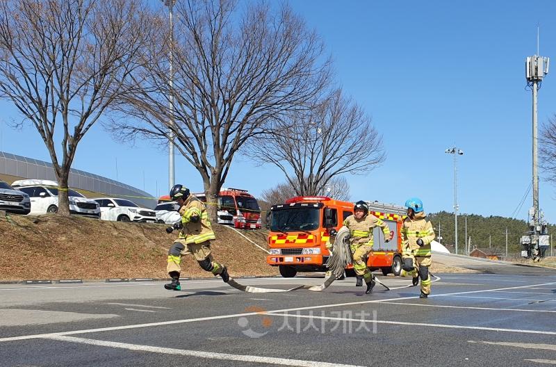 f_소방본부_보도자료_사진(도내_가장_빠른_화재진압팀).jpg