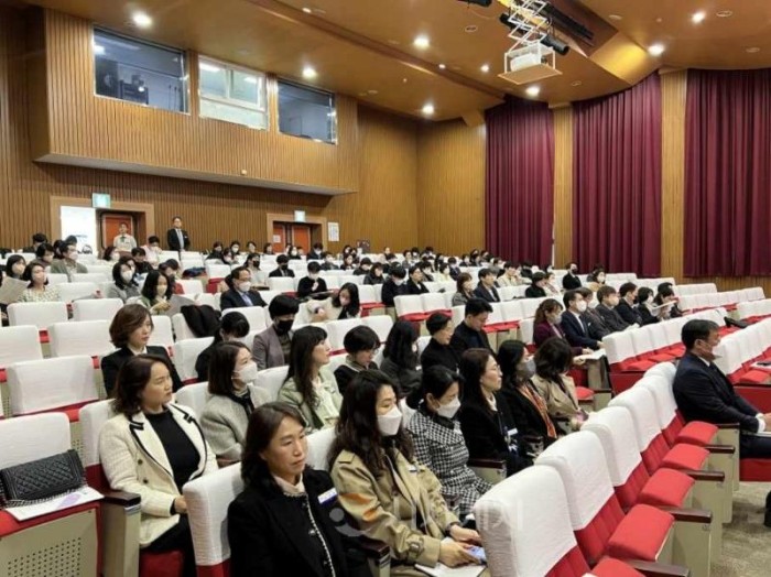 f_행복한 학교 미래를 여는 대전교육의 성장 지원(대전교육과학연구원) 사진1.jpg