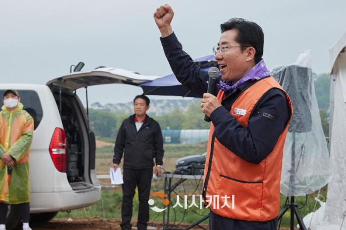 [크기변환]1. 박경귀 아산시장 &quot;제62회 성웅 이순신 축제, 백의종군길 걷기대회 성료” (1).jpg