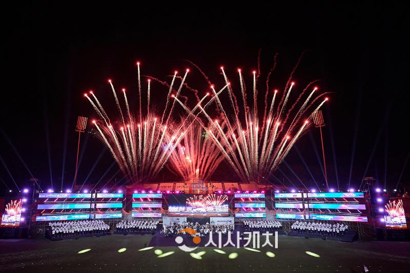 [크기변환]2023.04.28_아트밸리 아산 제62회 성웅 이순신축제(1일차-개막식 불꽃놀이).jpg