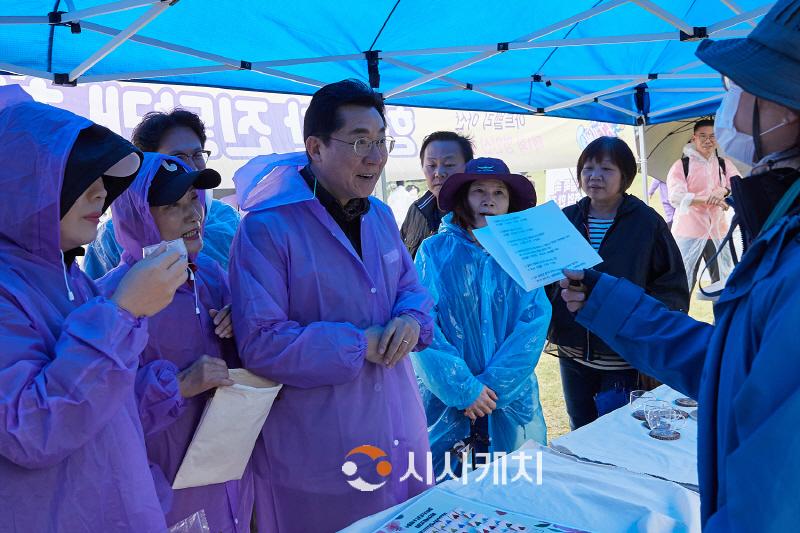 [크기변환]1-1. 박경귀 아산시장 "영인산 철쭉제, 새로운 아산축제로 만들겠다” (4).jpg