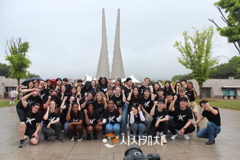 [크기변환]교육청소년과(K-컬처박람회 출범식 원어민 영어강사)3.jpg