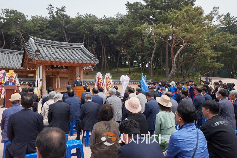 [크기변환]2. 박경귀 아산시장, 충무공 재실 준공식서 "이순신 선양에 앞장설 것” (1).jpg