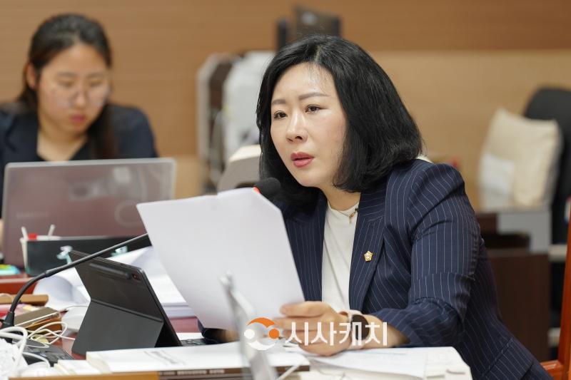 f_문화환경위원회 김은아 의원 1.jpg