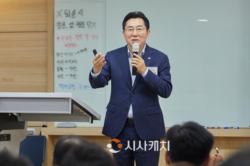 [크기변환]1. 아산시, 2023 매니페스토 우수사례 경진대회서 ‘최우수상’ 영예 (3).jpg