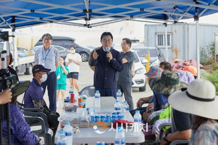 [크기변환]2. 박경귀 아산시장 &quot;아산‧삽교호, 지속적인 어족자원 회복 중요” (3).jpg