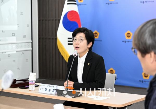 f_제2기 행동강령운영 자문위원회 위촉식 및 제1차 회의 (1).jpg