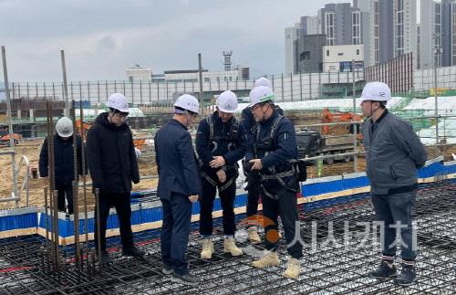 [크기변환]사본 -2. 아산시, 해빙기 대비 공동주택 안전점검 실시.jpg