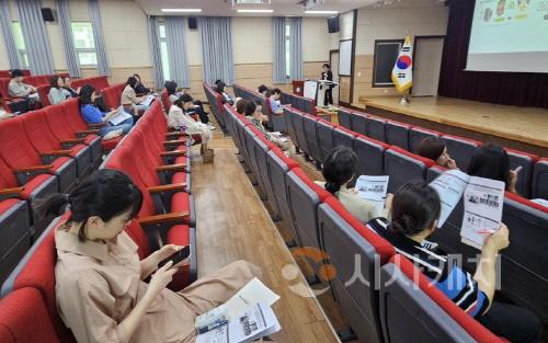 [크기변환]사본 -보도자료(아산교육지원청, 2024년 시·청각장애학생 담당교사 연수 실시) 2.jpg