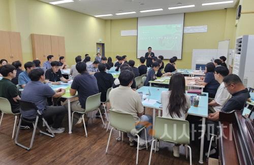 [크기변환]사본 -1. 박경귀 아산시장, "공직자, 지속적 자기개발로 전문성 키워야”.jpg