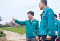 [크기변환]사본 -조일교 아산시 부시장, 호우 피해지역 현장점검 (2).jpg