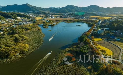 [크기변환]사본 -3. 아산 신정호수공원, 산림청 주관 ‘아름다운 도시숲 50선’ 선정 (2).jpg