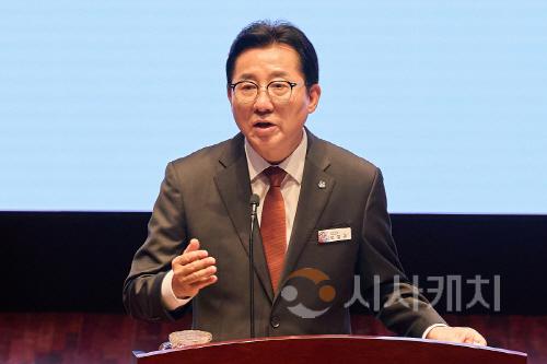 [크기변환]3. 박경귀 아산시장 "2024년 주요 사업 성공적인 마무리에 총력” (2).jpg