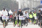 [크기변환]사본 -5. 이장우 대전시장, 3.1절 자전거 대행진 행사 참석-사진4.jpg