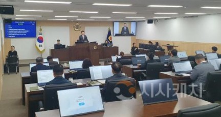 [크기변환]사본 -1. 충청광역연합의회 제3회 임시회 개회(사진).jpg