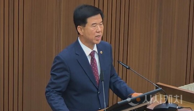김동빈 의원, “52년 묶인 족쇄 이제는 풀어라!”
