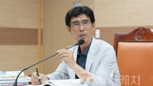f_20250619-제259회 제1차 정례회 행정사무감사 홍순철 의원.jpg