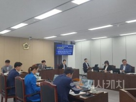 f_충청광역연합의회 제5회 임시회 제1차 초광역행정산업위원회 개최(사진1).jpg