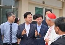 김태흠 지사, 유흥식 추기경 집전 미사 참석