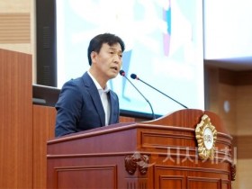 f_사진1_5분 발언하는 명노봉 의원 (1).jpg