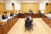 f_제288회 임시회 상임위 회의_행정자치위원회.jpg