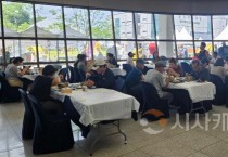 [크기변환]사본 -사본 -[사진자료] 삼복 더위 식힌 충남15계탕… K-미식벨트 팝업홍보관 성황리에 마무리.jpg