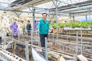 [크기변환]안전총괄과(풍세면 남관농장 응급복구 상황 점검 및 군 장병 격려) (3).jpg