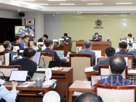[크기변환]250721_제360회 임시회 제3차 교육위원회 (2).JPG