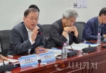 f_충청광역연합의회 유인호 부의장 특별지방자치단체 제도개선 및 자치분권 강화 촉구(사진2).jpg