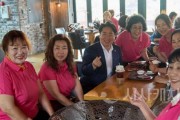 [크기변환]사본 -2. 아산시여성단체협의회, 사랑나눔 일일찻집 운영 (3).jpg