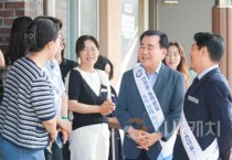 f_사진1_충남교육청, 충남 최초 친환경 수소전기 통학버스 도입.jpg
