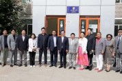 f_1. 울란바토르시 제51학교 방문(단체사진).jpg