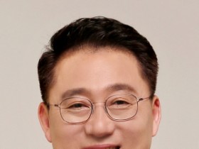 [크기변환]사본 -김선태 의원(천안10, 더불어민주당).jpg