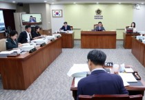 [크기변환]250905_제361회 임시회 제2차 행정문화위원회 (2).jpg