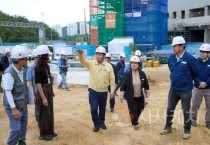 [크기변환]2. 오세현 아산시장, 용화체육공원 현장 방문…&quot;차질 없는 추진 당부” (2).jpg