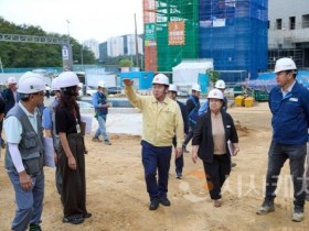 [크기변환]2. 오세현 아산시장, 용화체육공원 현장 방문…&quot;차질 없는 추진 당부” (2).jpg