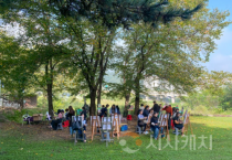 f_보도자료(아산교육지원청, 초등돌봄전담사 대상 내 마음의 색, 컬러테라피 힐링 연수 실시).png