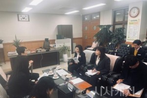 f_이금선의원 학교 방문1.jpeg