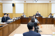 f_1. (사진자료) 제291회 제2차 정례회 행정사무감사_행정자치위원회.png