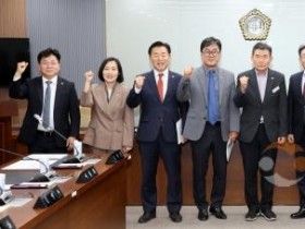 f_251113_제1차 충청남도 홍성의료원장 후보자 인사청문특별위원회 (1).JPG