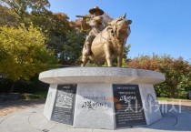 [크기변환]4. 650년 은행나무 아래서 만나는 가을, 아산 맹씨행단 (4).jpg