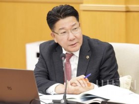 f_6. (참고사진) 산업건설위원회 송활섭 의원.jpg