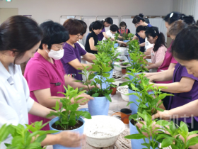 f_251126_보도자료(백석문화대, ‘RISE의 마법’으로 성거읍 어르신들 다시 청춘을 노래하다) 1.png