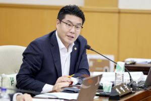 f_(참고사진) 정명국 의원-1.png