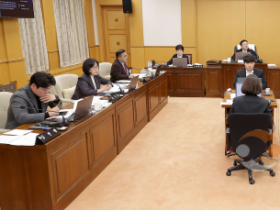 f_(참고사진) 산업건설위원회.png