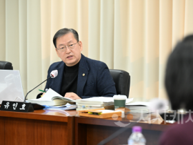 f_유인호 의원 (1).png