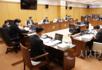 f_(참고사진) 예산결산특별위원회.png