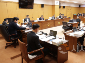 f_(참고사진) 예산결산특별위원회.png