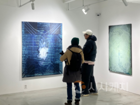 f_[사진자료-2] CN갤러리, 오택관 개인전 ‘해빙(解氷)공간’ 성료.png