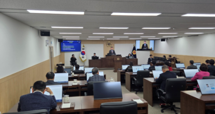 f_1. 충청광역연합의회, 제7회 정례회 폐회(사진1).png